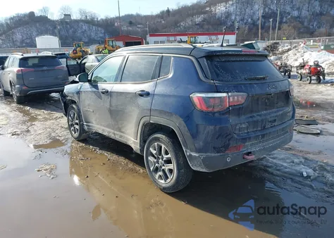 2018 Jeep Compass Trailhawk 4X4 from USA, damaged, VIN 3C4NJDDB5JT270867
